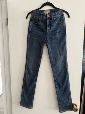 Madewell Skinny Jeans in Dark Blue Wash